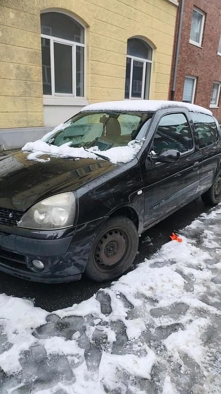 Schwarz Gebraucht 2003 Renault Clio II Kleinwagen | 490 € (Superpreis) - Bild 1/4