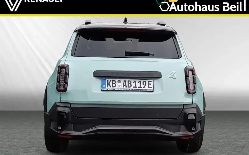 Neu Renault 4 E-Tech Iconic 110 kW (150 PS) 2025 Hautsdefrancegrün, black pe SUV