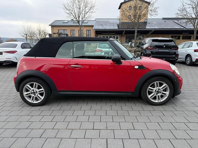 Gebraucht Mini One Cabriolet 98 PS (72 kW) 2012 Rot Cabrio