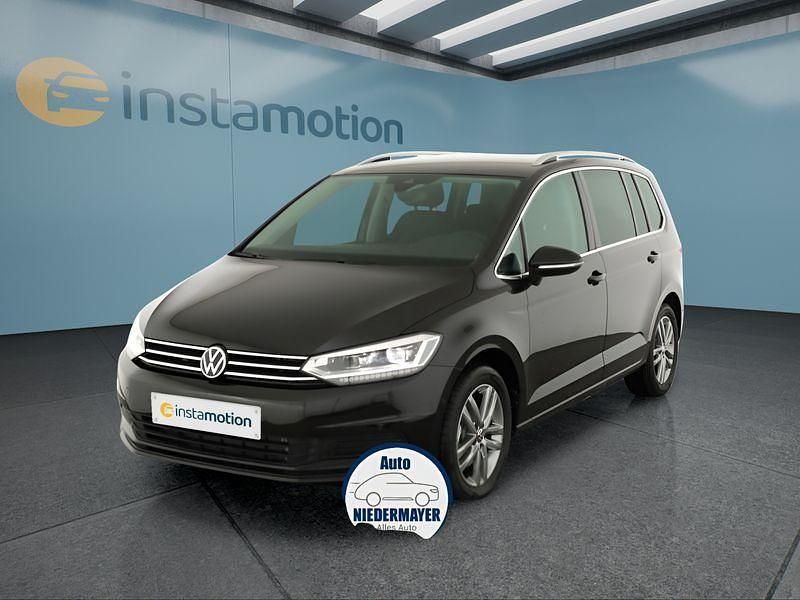 Neu VW Touran 150 PS (110 kW) 2025 Schwarz Van / Kleinbus