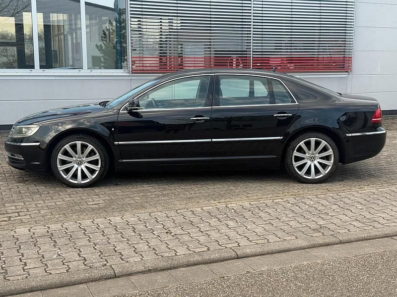 Gebraucht VW Phaeton 239 PS (175 kW) 2011 Schwarz Limousine
