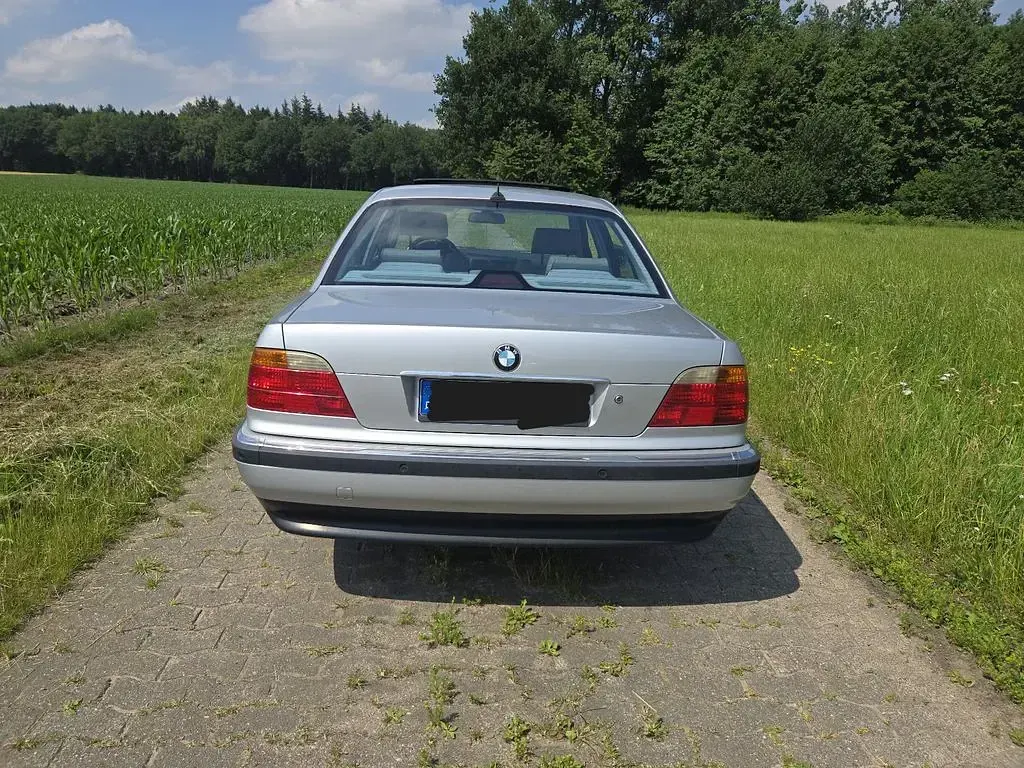 Gebraucht BMW 728 193 PS (141 kW) 2000 Silber Limousine