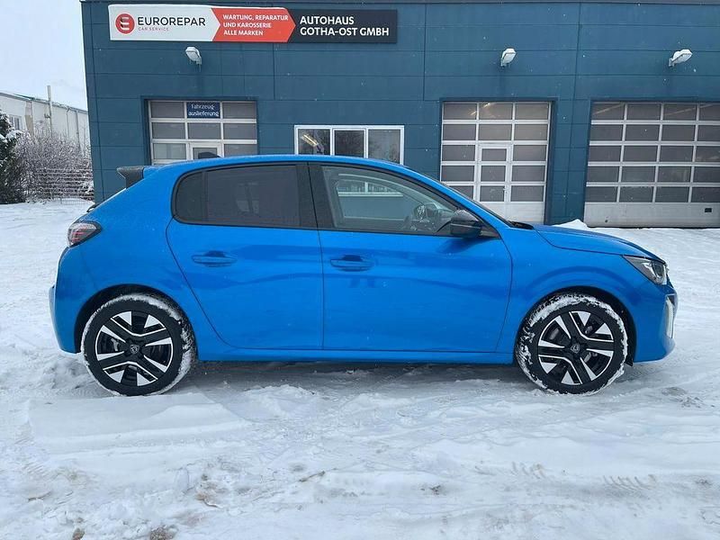 Gebraucht Peugeot 208 Allure 101 PS (74 kW) 2024 Blau Kleinwagen