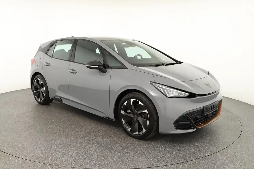 Używany Cupra Born e-Boost 169 kW (231 KM) 2023 Szary Hatchback