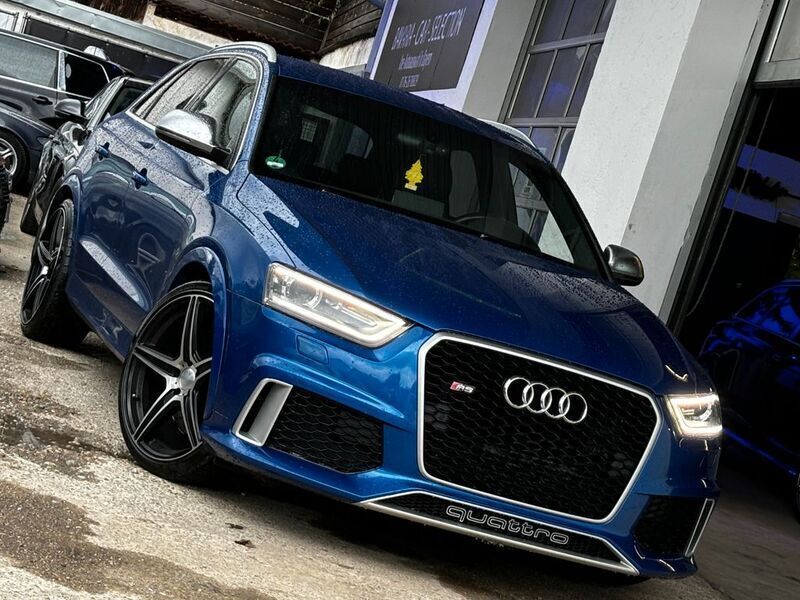 Blau Gebraucht 2014 Audi RS Q3 Sport SUV | 25.999 € - Bild 1/4
