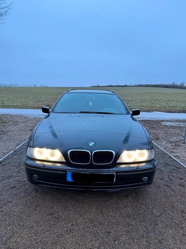 Gebraucht BMW 525 163 PS (119 kW) 2004 Schwarz Kombi