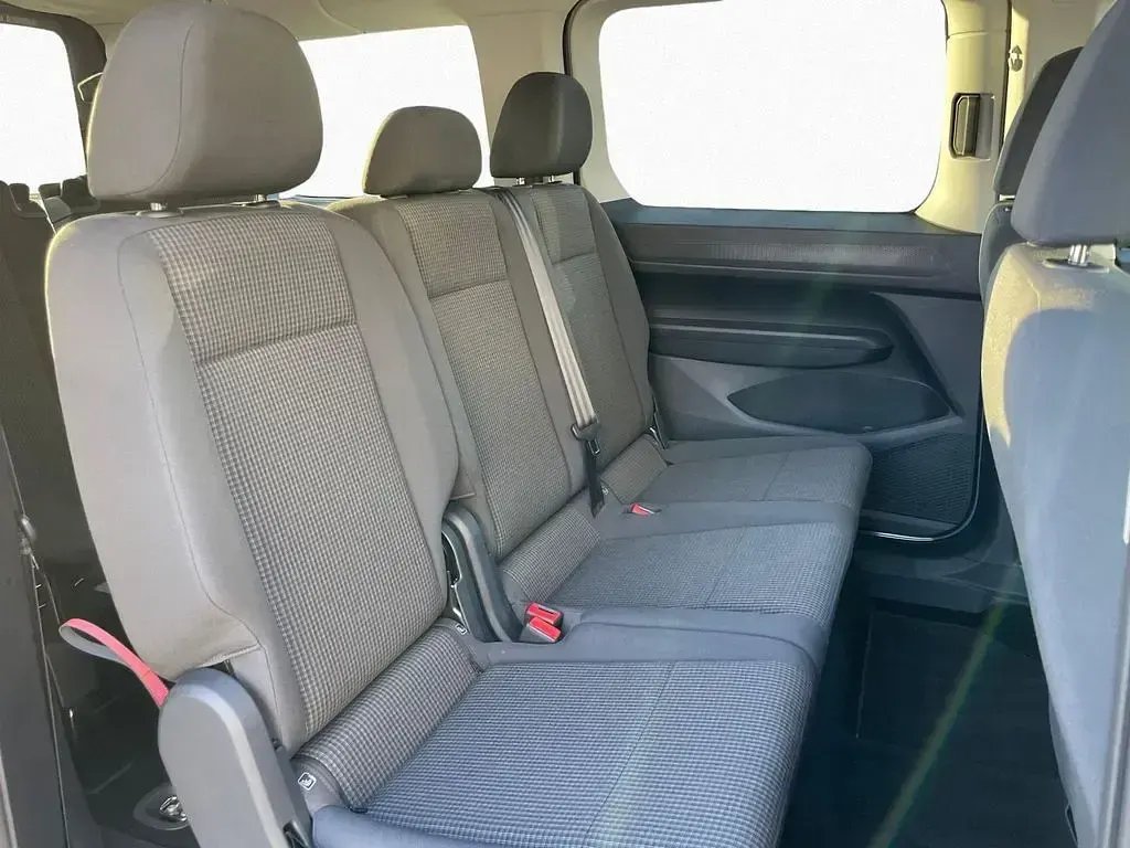 Gebraucht VW Caddy Basis 102 PS (75 kW) 2025 Grau Van / Kleinbus