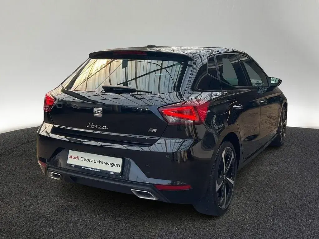 Gebraucht Seat Ibiza FR 110 PS (80 kW) 2023 Midnight schwarz Kleinwagen