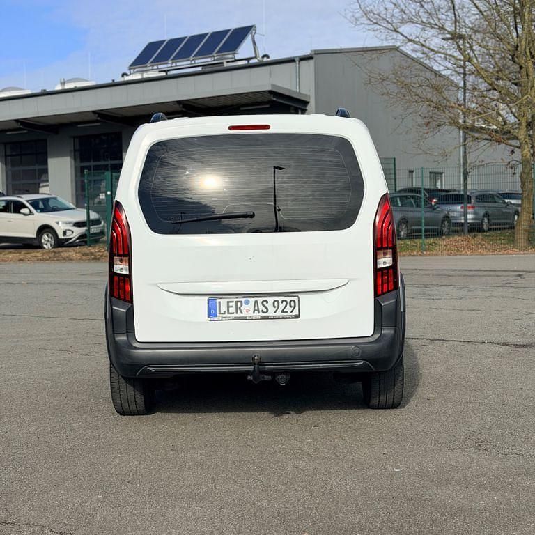 Gebraucht Peugeot Rifter Access 102 PS (75 kW) 2019 Weiß Van / Kleinbus