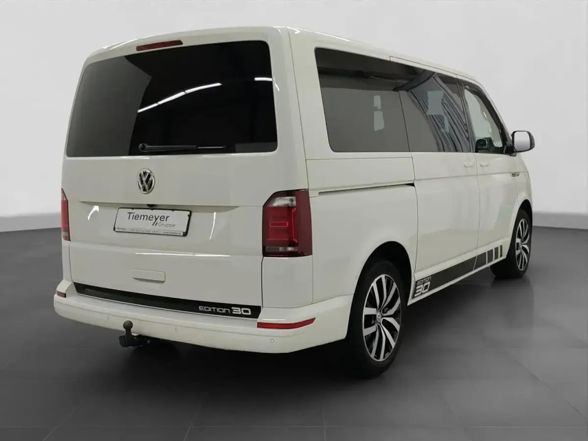 Gebraucht VW Multivan Comfortline 204 PS (150 kW) 2017 Weiß Van / Kleinbus