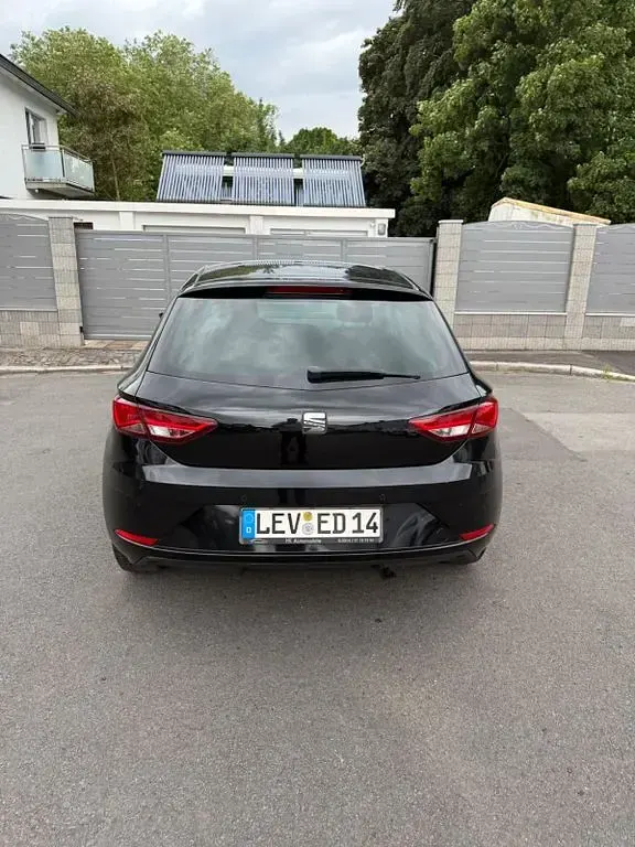 Gebraucht Seat Leon Reference 116 PS (85 kW) 2017 Schwarz Limousine