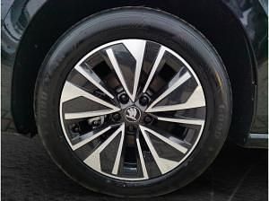 Neu Skoda Superb Selection 150 PS (110 kW) 2026 Schwarz (ebony black metallic) Kombi