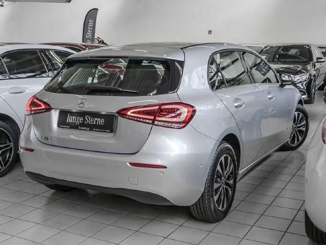 Gebraucht 2021 Mercedes A180 Style | 27.729 € (Fairer Preis) - Bild 1/4