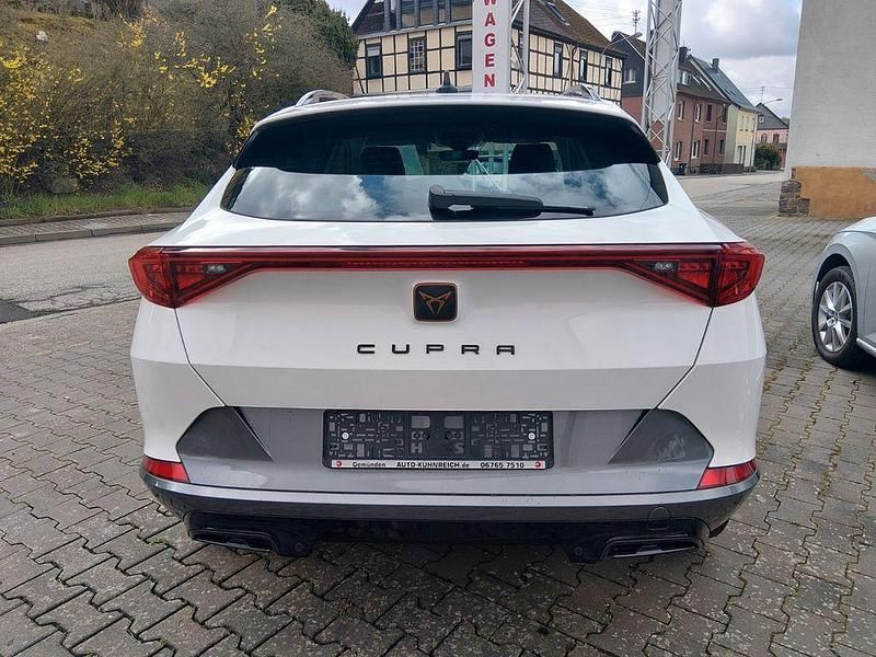 Gebraucht Cupra Formentor 150 PS (110 kW) 2023 Weiß SUV