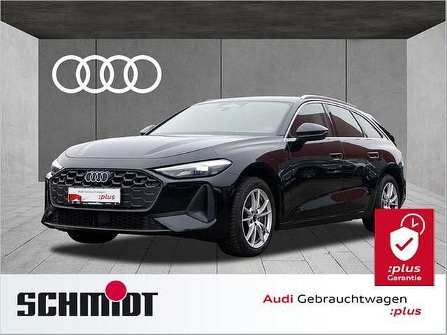 Mythosschwarz metallic Gebraucht 2025 Audi A5 Sport Coupé | 43.440 € (Superpreis) - Bild 1/3