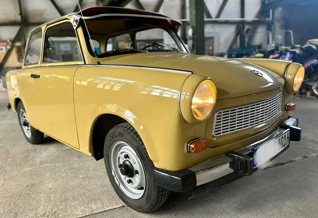 Gebraucht Trabant 601 26 PS (19 kW) 1982 Gold Kleinwagen