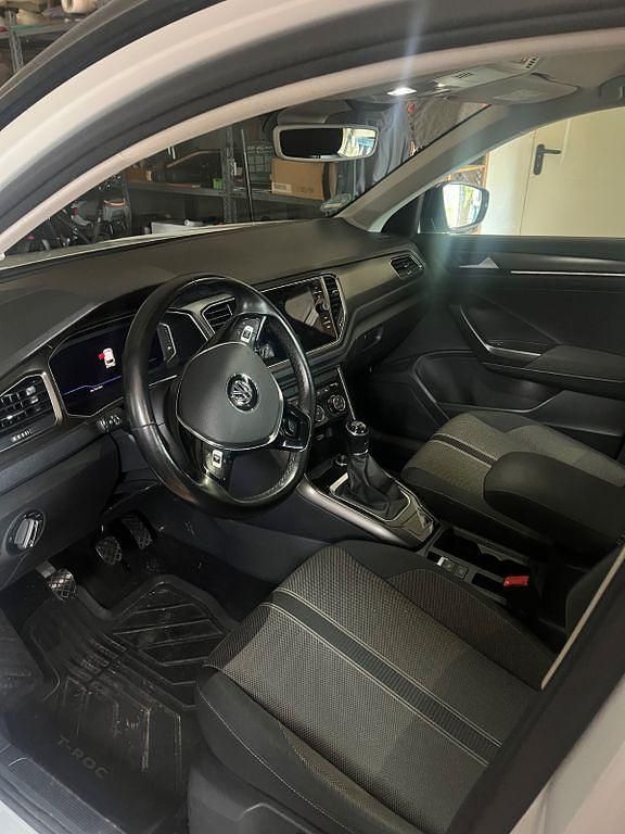 Gebraucht VW T-Roc 116 PS (85 kW) 2018 Weiß SUV
