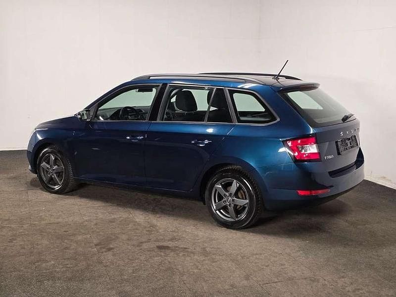 Gebraucht Skoda Fabia Active 95 PS (69 kW) 2021 Blau Kombi
