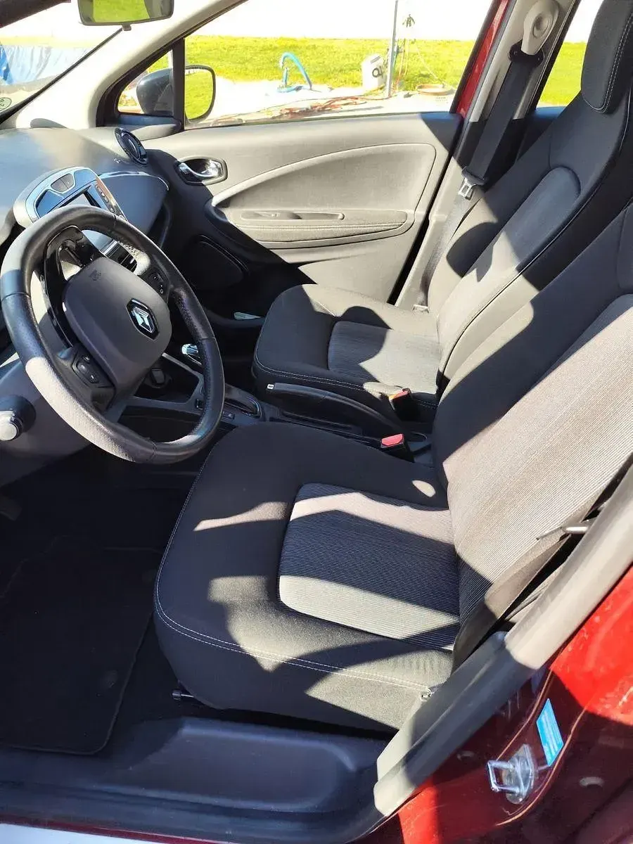 Usata Renault Zoe Life 52 kW (72 CV) 2020 Rosso Utilitaria