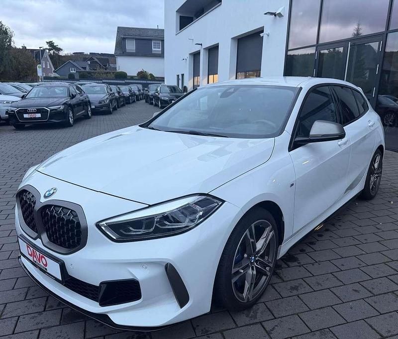 Gebraucht BMW 135 M Sport 306 PS (225 kW) 2022 Weiß Kleinwagen