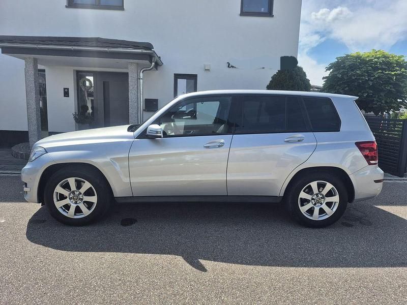 Silber Gebraucht 2012 Mercedes GLK220 SUV | 15.999 € (Guter Preis) - Bild 1/4