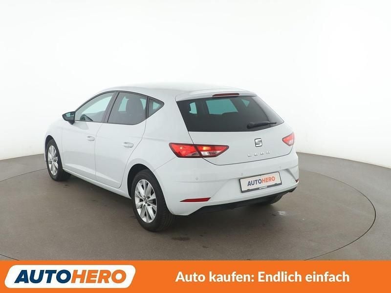 Gebraucht Seat Leon Style 125 PS (91 kW) 2018 Weiß Limousine
