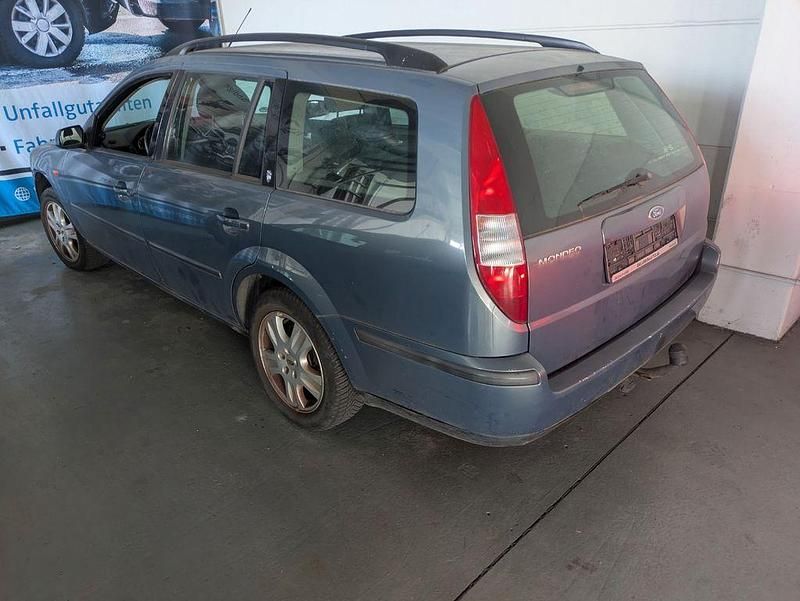 Gebraucht Ford Mondeo Ambiente 145 PS (106 kW) 2001 Limousine