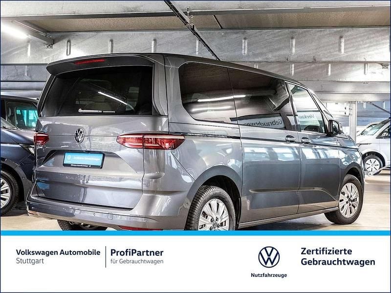 Gebraucht VW Multivan Life 150 PS (110 kW) 2025 Indiumgrau metallic Van / Kleinbus