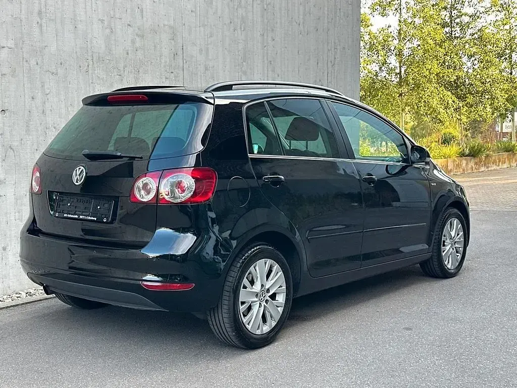 Gebraucht VW Golf VII Life 105 PS (77 kW) 2013 Schwarz Limousine