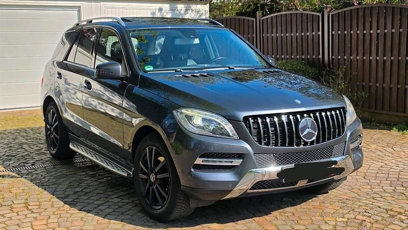 Gebraucht Mercedes ML350 258 PS (189 kW) 2013 SUV