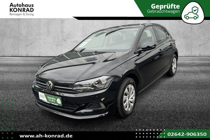 Deep black perleffekt Gebraucht 2021 VW Polo Comfortline Limousine | 18.490 € (Fairer Preis) - Bild 1/4