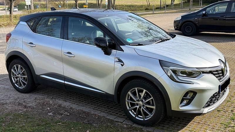 Gebraucht Renault Captur Intens 140 PS (102 kW) 2021 Silber SUV