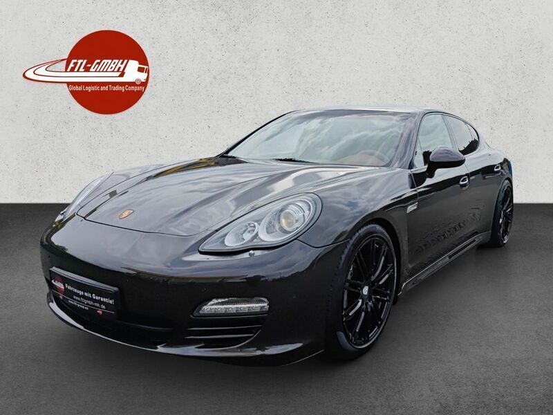 Grau Gebraucht 2012 Porsche Panamera Sport Limousine | 26.911 € (Teuer) - Bild 1/4
