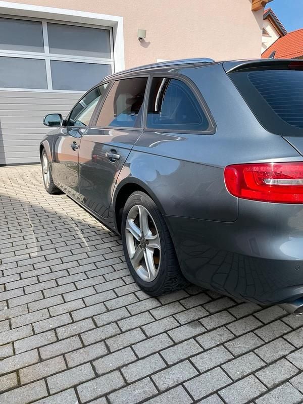 Gebraucht Audi A4 204 PS (150 kW) 2014 Grau Kombi