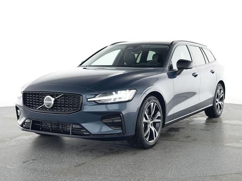 Gebraucht Volvo V60 Plus 197 PS (144 kW) 2025 Blau Kombi