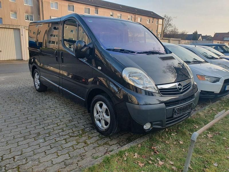 Gebraucht Opel Vivaro 120 PS (88 kW) 2006 Van / Kleinbus