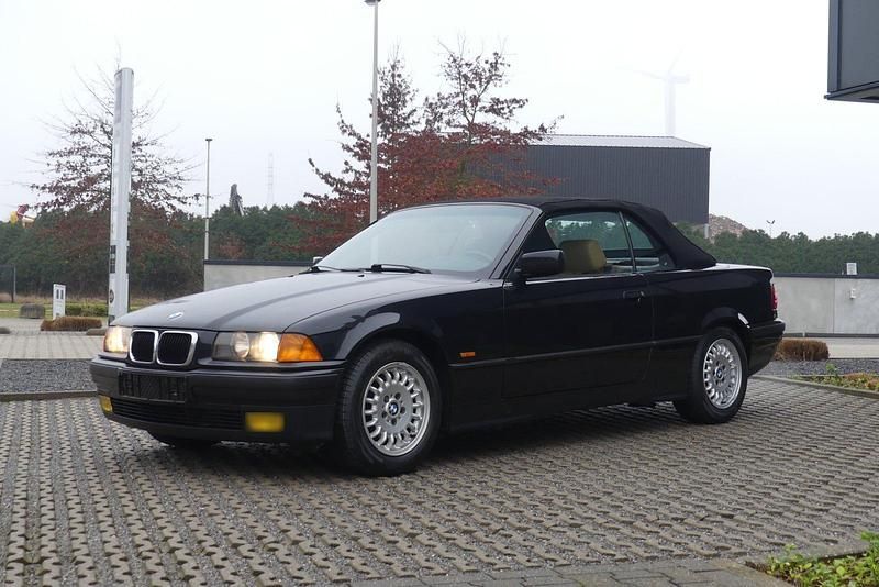 Gebraucht BMW 318 Cabriolet 1997 Schwarz Cabrio