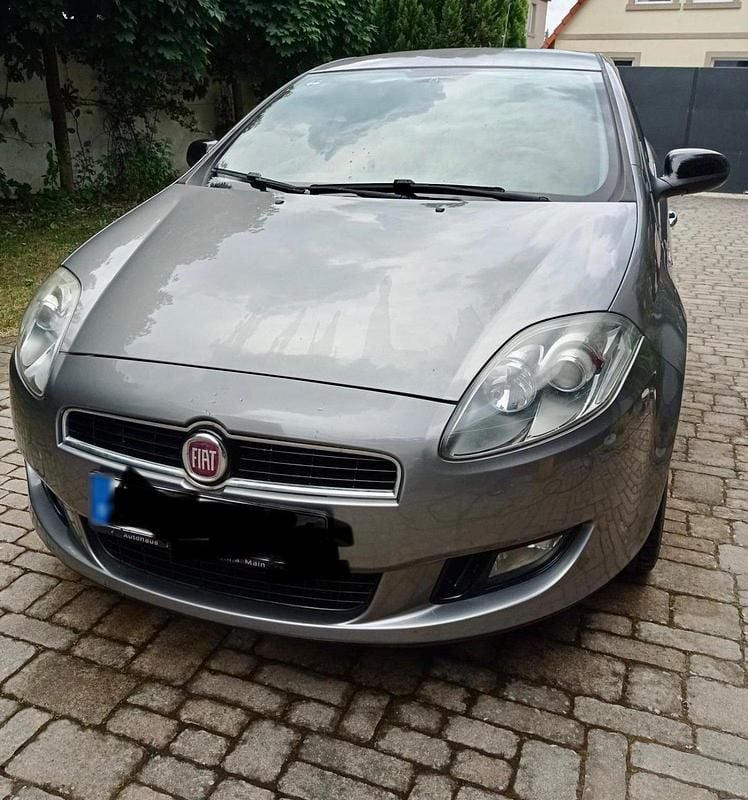 Gebraucht Fiat Bravo 120 PS (88 kW) 2012 Grau Kleinwagen