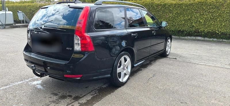 Gebraucht Volvo V50 136 PS (100 kW) 2010 Schwarz Kombi