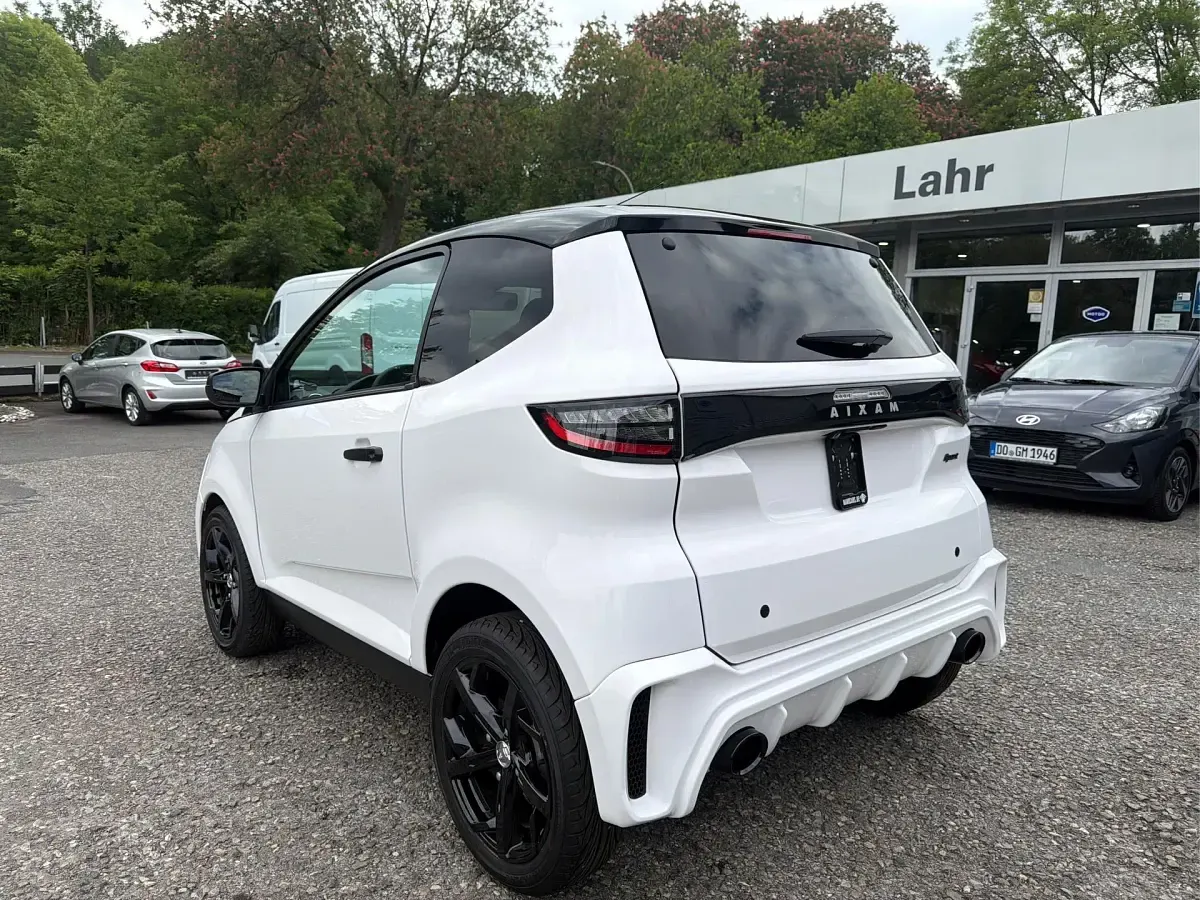 Neu Aixam City Sport 2026 Weiß Limousine