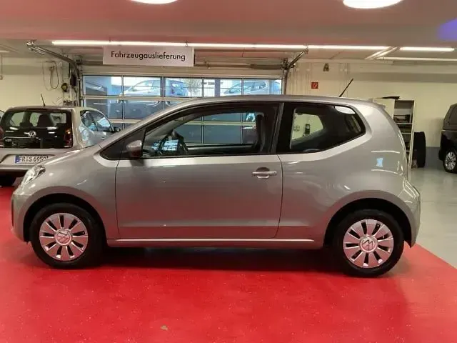 Usata VW up! 65 CV (47 kW) 2020 Argento Utilitaria