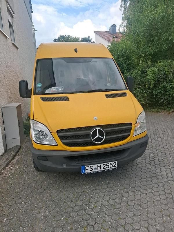 Gelb Gebraucht 2012 Mercedes Sprinter Van | 8.500 € - Bild 1/4