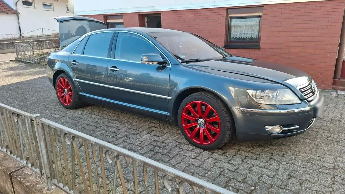 Usata VW Phaeton 239 CV (175 kW) 2008 Grigio Berlina