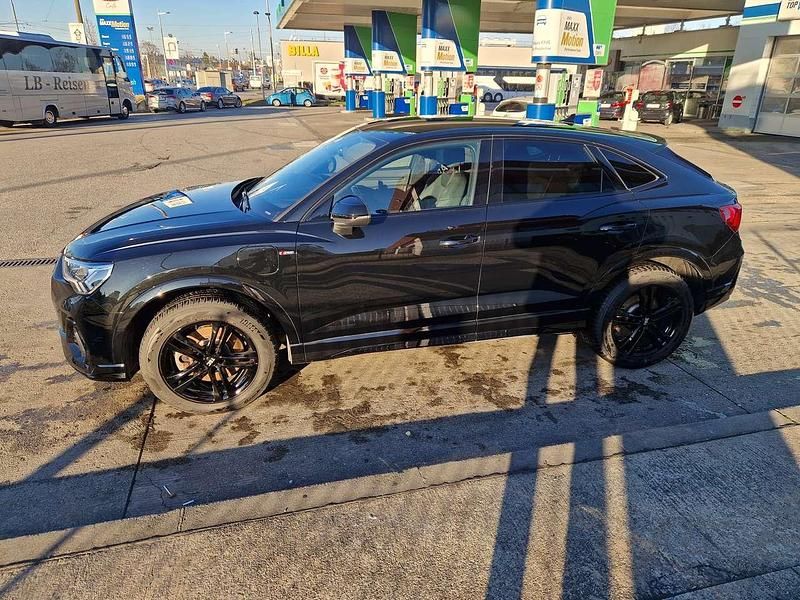Gebraucht Audi Q3 S-Line 150 PS (110 kW) 2023 Schwarz SUV