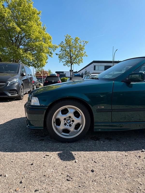 Gebraucht BMW 328 193 PS (141 kW) 1997 Grün Limousine