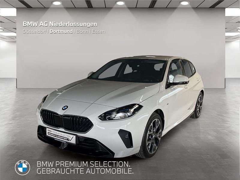 Weiß Gebraucht 2025 BMW 120 Shadowline Kleinwagen | 33.499 € (Etwas zu teuer) - Bild 1/4