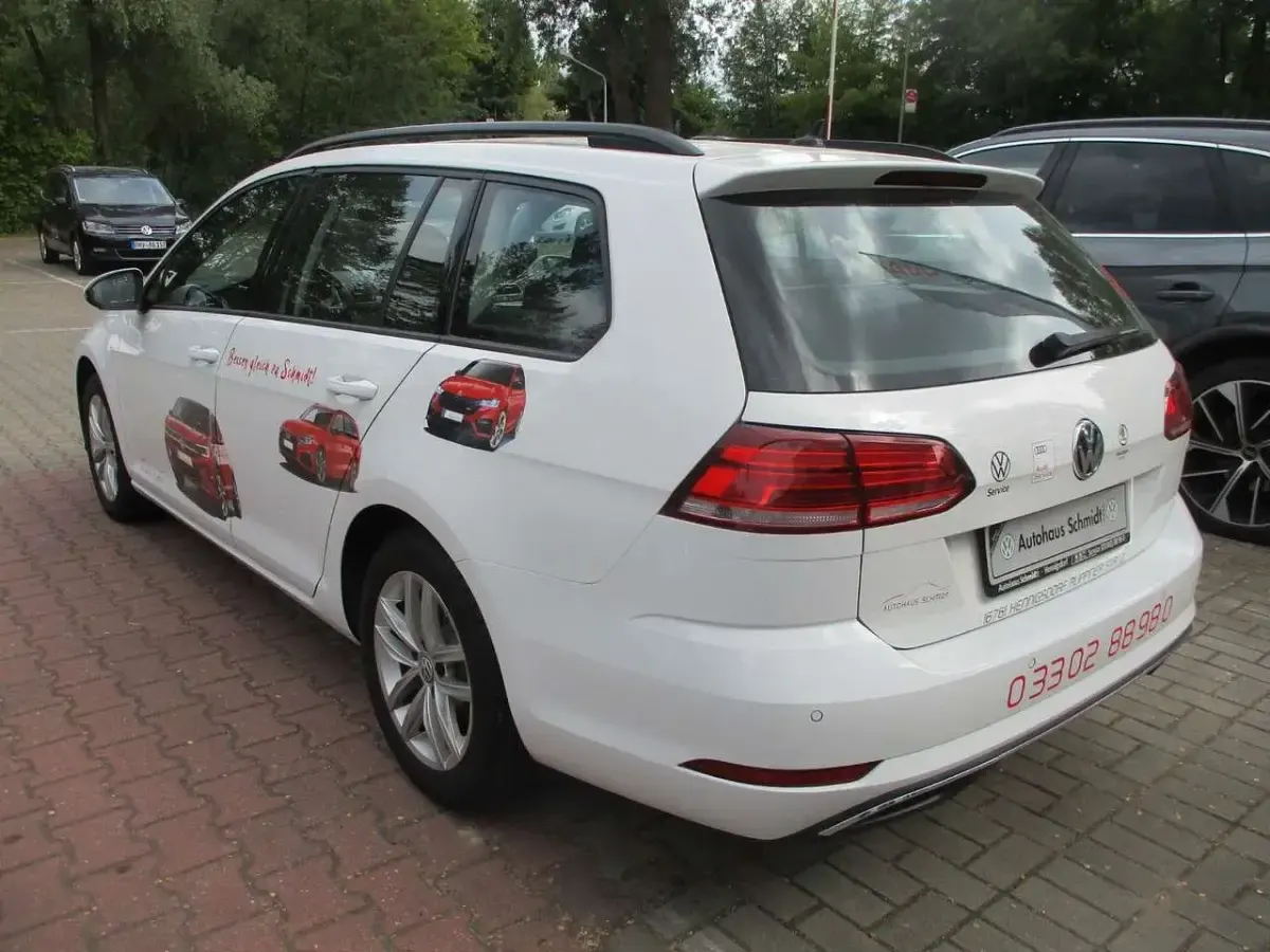 Gebraucht VW Golf VIII 150 PS (110 kW) 2020 Pure white Kombi