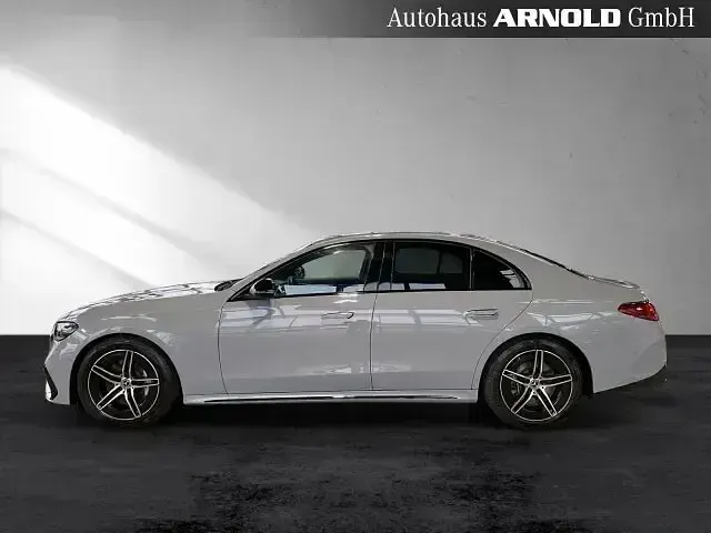 Gebraucht Mercedes E450 AMG line 367 PS (269 kW) 2025 Grau (manufaktur alpingrau uni) Limousine