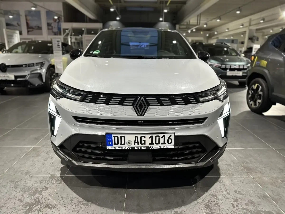 Gebraucht Renault Symbioz Techno 145 PS (106 kW) 2024 Rafalgrau metallic SUV