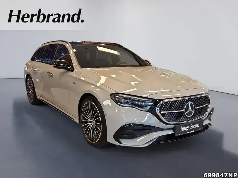 Gebraucht Mercedes E300 AMG 313 PS (230 kW) 2025 Manufaktur lack manufaktur alp Kombi